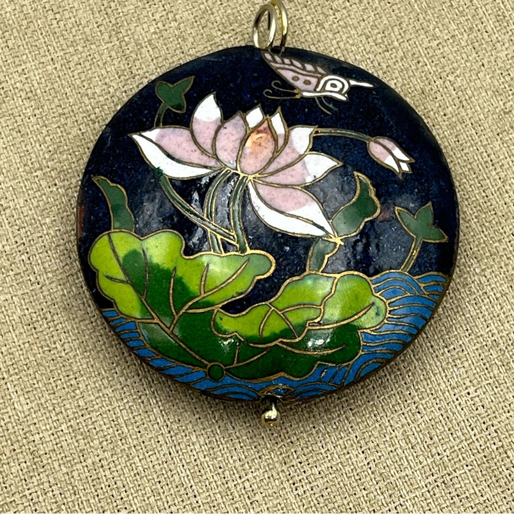 Super large circle cloisonné butterfly pendant